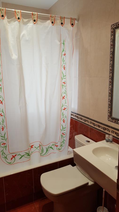Hostal Rosi Laredo Exterior photo